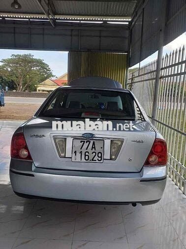 Ford Laser 2005 Màu Bạc - Sedan 5 chỗ tiện dụng