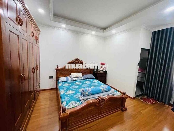 cần bán nhà Tây thạnh (100m2) quận Tân phú