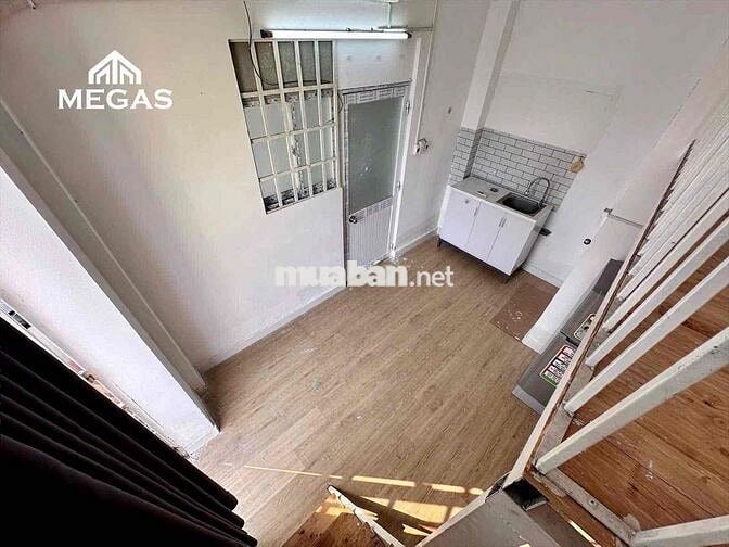 Cho Thuê Duplex Full Nội Thất ở Được 2-3 Bạn Thuận Tiện Đến ĐH Kinh Tế
