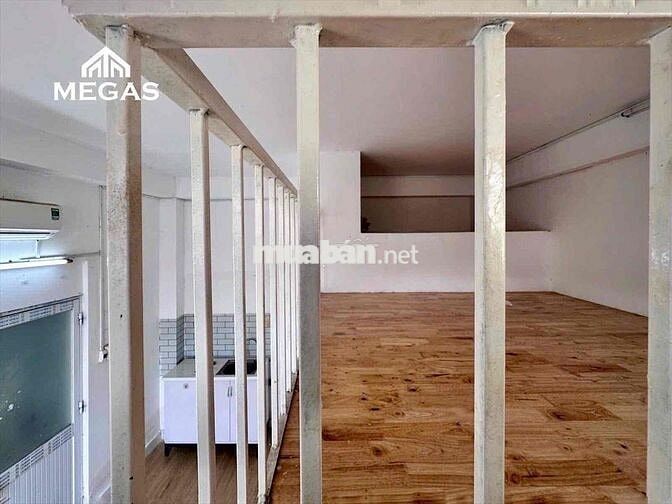 Cho Thuê Duplex Full Nội Thất ở Được 2-3 Bạn Thuận Tiện Đến ĐH Kinh Tế