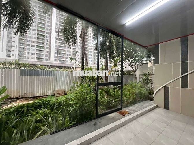 Nhà Sân Vườn Full Nội Thất 3PN 200m2 KDC Hoàng Quốc Việt Quận 7