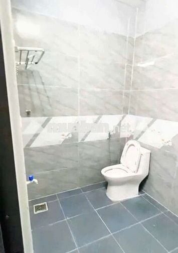 SHOPHOUSE 3 TẦNG, TẦNG 1 TRỐNG SUỐT, ĐƯỜNG 15M, KĐT LAKESIDE ĐÀ NẴNG