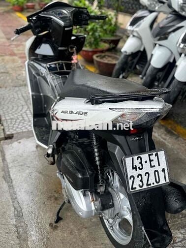 AB 125 màu trắng đen mới keng 43E1-232.01