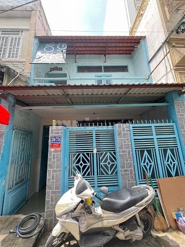 👉 Nhà hẻm thông 4m, 1 trệt 1 lầu, 3PN, 3WC, DT 4,5x12m.