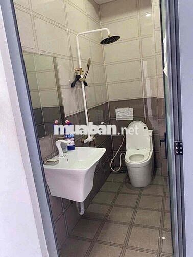 CHO THUÊ NHÀ 2 LẦU 4,5X30M 4PN 4WC MỞ SPA,VPCTY ,Ở KINH DOANH ONLINE