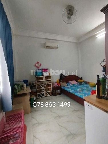 Bán Nhà Mặt Tiền Đường KD Ở Chợ Bình Chánh Giá 750Tr ( Bao Sang Tên)