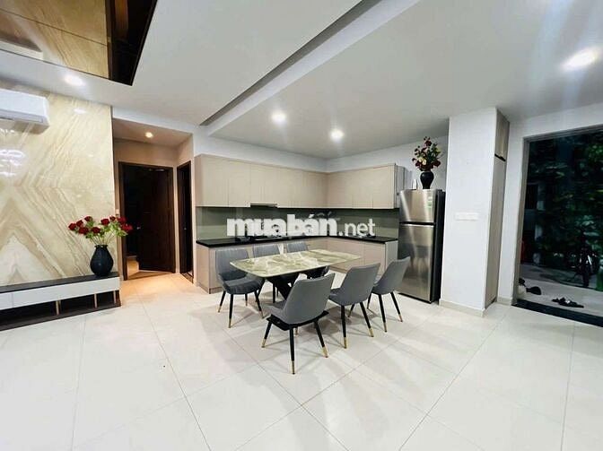 Nhà Sân Vườn Full Nội Thất 3PN 200m2 KDC Hoàng Quốc Việt Quận 7