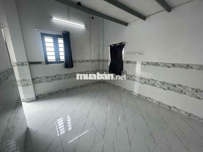 Phòng trọ cửa sổ thoáng. Gác cao