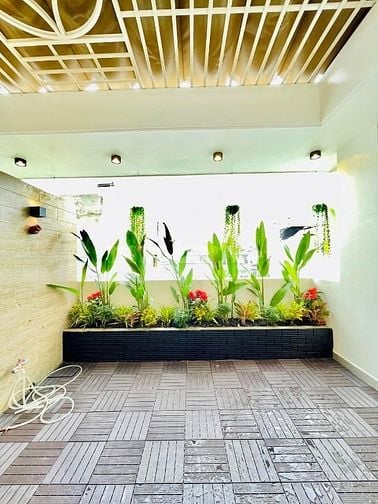 Nhà 2 tầng, 69m2 ngay Tô Hiến Thành, Quận 10. Giá: 3.2 Tỷ. SHR, hẻm 5m