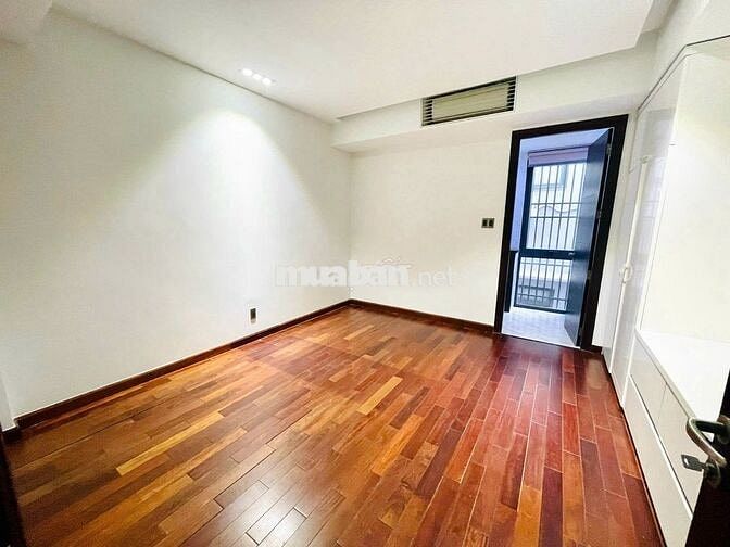 SIÊU PHẨM MT SÂN BAY - Đ.Cộng Hoà, P4, Tân Bình - 4 Tầng DTSD 378m2