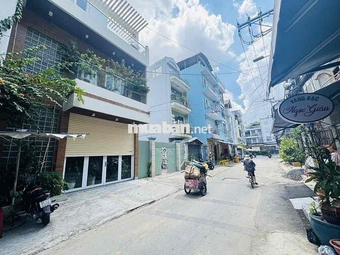 🔥 SIÊU PHẨM 6M NGANG – ĐƯỜNG 11M TRƯỚC SAU – GIÁ ĐANG GIẢM MẠNH