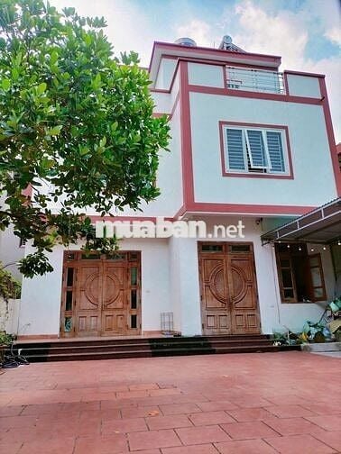 Bán nhà 3 tầng thôn Chi Đông 3, xã Quang Minh, TP Hà Nội. Nhà đẹp