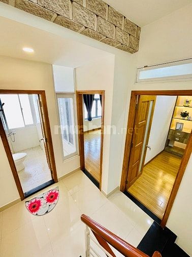 Nhà 2 tầng, 69m2 ngay Tô Hiến Thành, Quận 10. Giá: 3.2 Tỷ. SHR, hẻm 5m