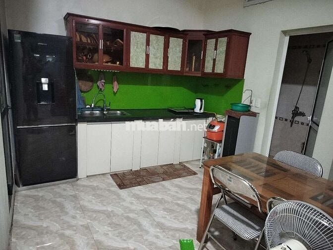 Chính chủ cho thuê nhà ỏ kinh doanh