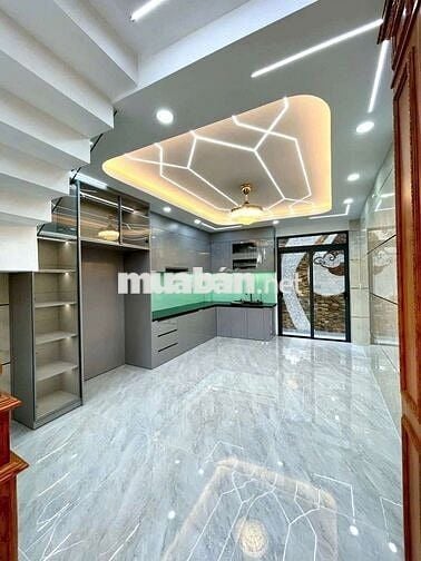 Nhà mới 100% đẹp y hình 4 x 13 có 3 lầu 5pn 5wc sân thượng