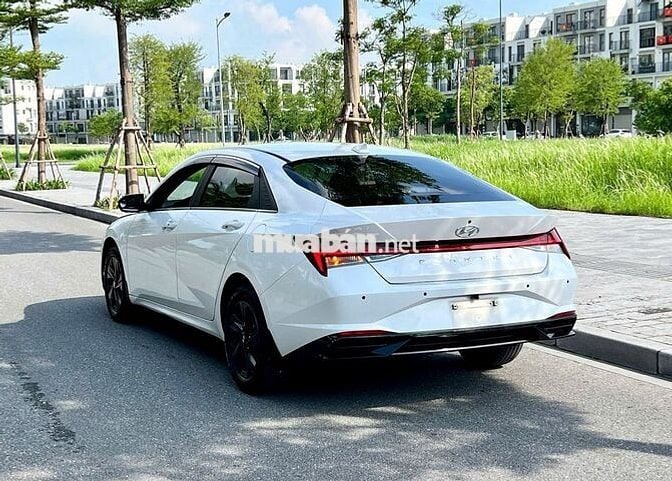 Hyundai Elantra 1.6AT đặc biệt sx 2022 đky 2023