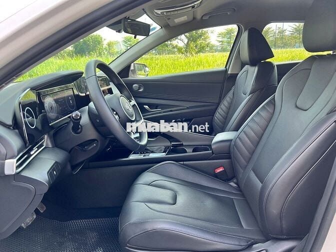 Hyundai Elantra 1.6AT đặc biệt sx 2022 đky 2023