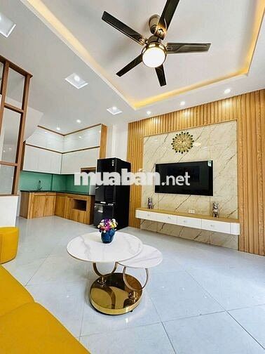 BÁN NHÀ 5 TẦNG Ở TRUNG TÂM QUẬN THANH XUÂN,GIÁ QUÁ HỢP LÝ.***