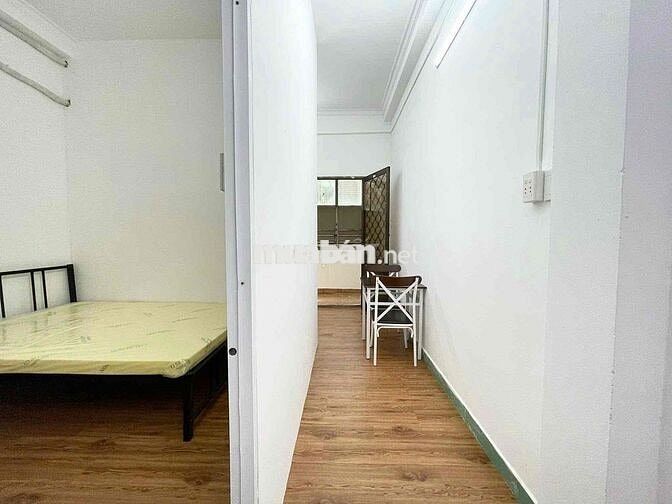 🏡Trống Lại CHDV 50m2- 2 Phòng Ngủ BanCol Đường Hồ Văn Huê Gần UFM, IUH