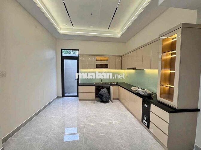 Cho thuê nhà nguyên căn mới đường xe tải ngay cạnh Vạn Phúc City