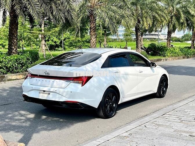 Hyundai Elantra 1.6AT đặc biệt sx 2022 đky 2023