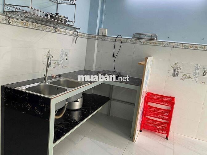 PHÒNG TRỌ SINH VIÊN Ở GHÉP PHÍA SAU ĐẠI HỌC NGUYỄN TẤT THÀNH, QUẬN 12