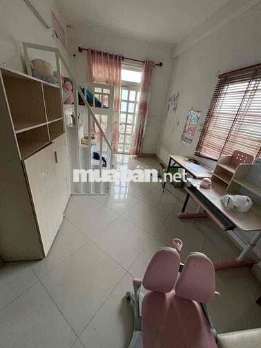 Cho thuê nhà 1 trệt 2 lầu ngay gần Gigamaill chợ Hiệp Bình P Hiệp Bình