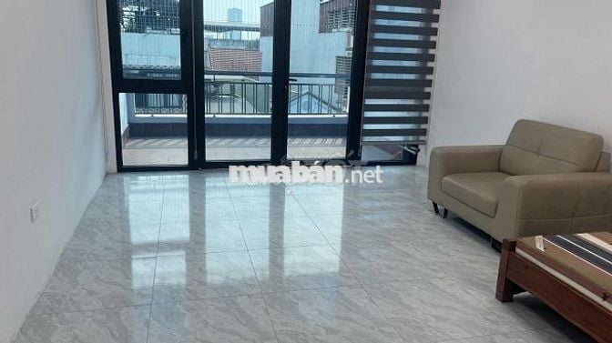 Chính chủ cần bán gấp nhà mặt Phố Chiến Thắng