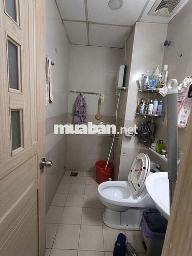 Bán Toky Tower. 2pn 1wc.   Sẵn sổ hồng.