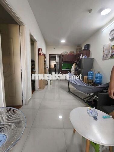 Bán Toky Tower. 2pn 1wc.   Sẵn sổ hồng.