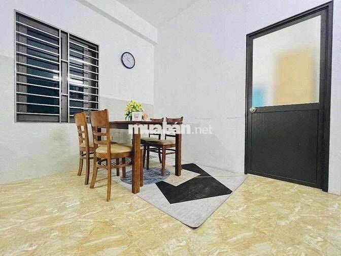 NGỌC TRỤC - TỐ HỮU - VẠN PHÚC - PHÒNG 1 KHÁCH 1 NGỦ 35M2 BAN CÔNG