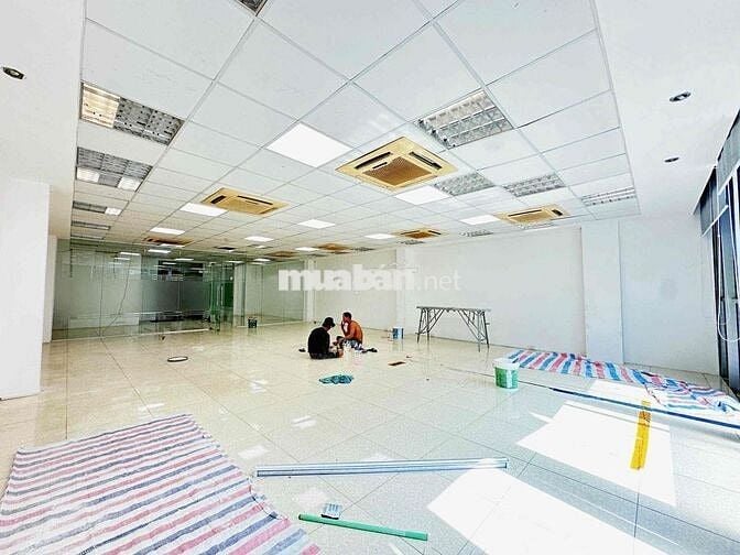 CHO THUÊ VĂN PHÒNG 120M - HOÀNG DIỆU QUẬN 4