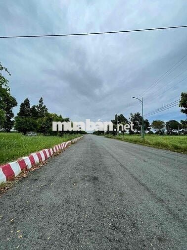 ❌❌Siêu phẩm 2168m2 thổ cư 3 MẶT TIỀN đường số 22 Green City P6 Tân An