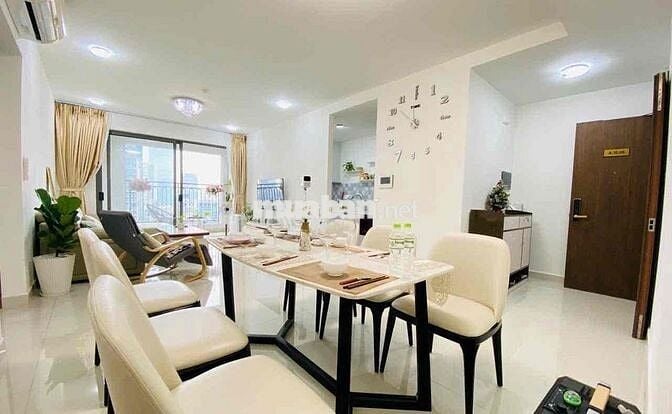 Cho thuê Saigon Royal view pháo bông 3pn chỉ 36tr/tháng