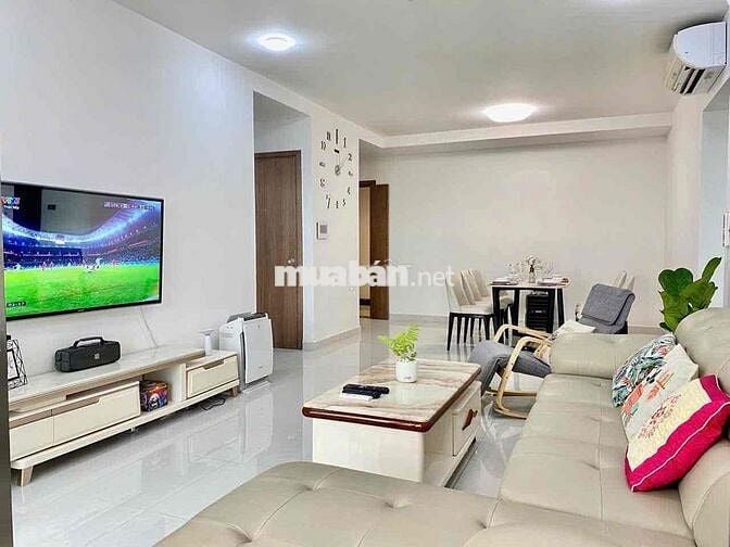 Cho thuê Saigon Royal view pháo bông 3pn chỉ 36tr/tháng
