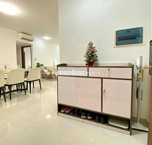 Cho thuê Saigon Royal view pháo bông 3pn chỉ 36tr/tháng