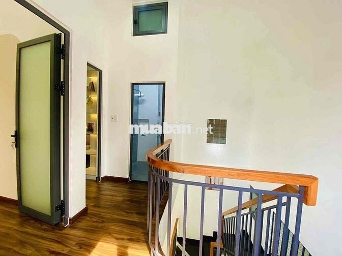 XE HƠI QUAY ĐẦU THOẢI MÁI NGAY NGUYỄN OANH GÒ VẤP