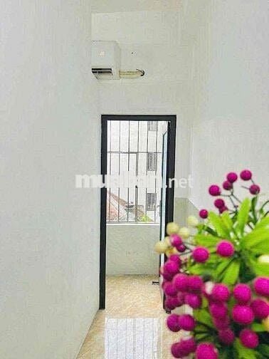 NGỌC TRỤC - TỐ HỮU - VẠN PHÚC - PHÒNG 1 KHÁCH 1 NGỦ 35M2 BAN CÔNG