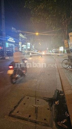 Nhà 4 tầng mặt tiền đường Gò Ô môi Quận 7. 9*24 chỉ hơn  21 tỷ.
