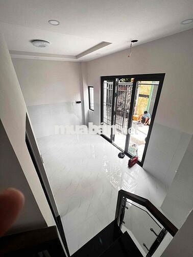 Nhà cách mặt tiền Quang trung 1 căn nhà , cách ngã 6 Gò vấp 500 mét.