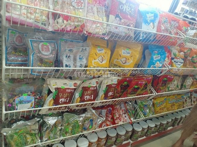 🌈 Diệp lễ Bách hoá tiêu dùng cần bổ sung gấp 4 nhân viên bán hàng.