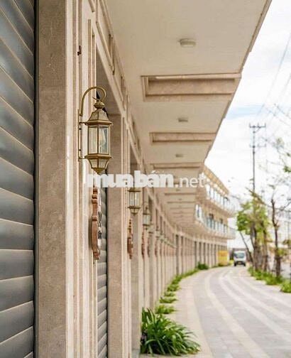 Bán shophouse view không gian xanh mát hồ đẹp