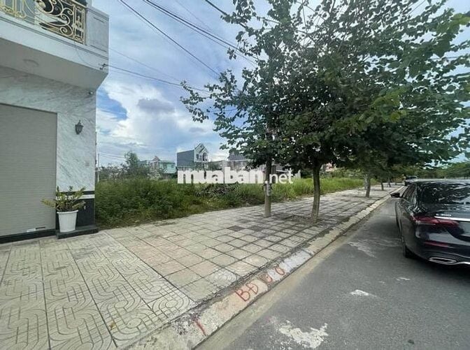 Chính chủ bán đất KDC Xuyên Á _ Long An _ 80m2 _ 2Tỷ _ Bao sang tên