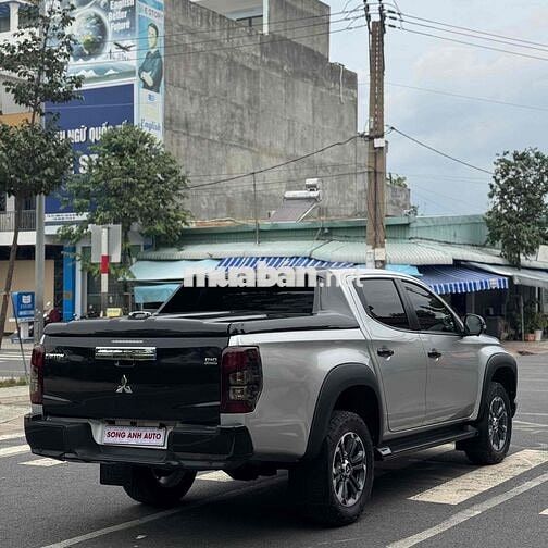Mitsubishi Triton 2019 4x4 AT Mivec Premium