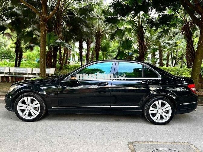 Mercedes Benz C Class Đen, Sản xuất 2010, Sedan