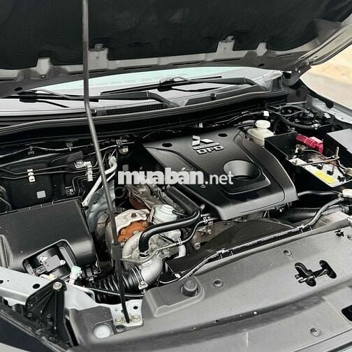 Mitsubishi Triton 2019 4x4 AT Mivec Premium