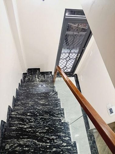 Nhà Phố Ngay Trung Tâm Quận 6 Sổ Hồng Riêng 37M2 Giá 5.1 Tỷ
