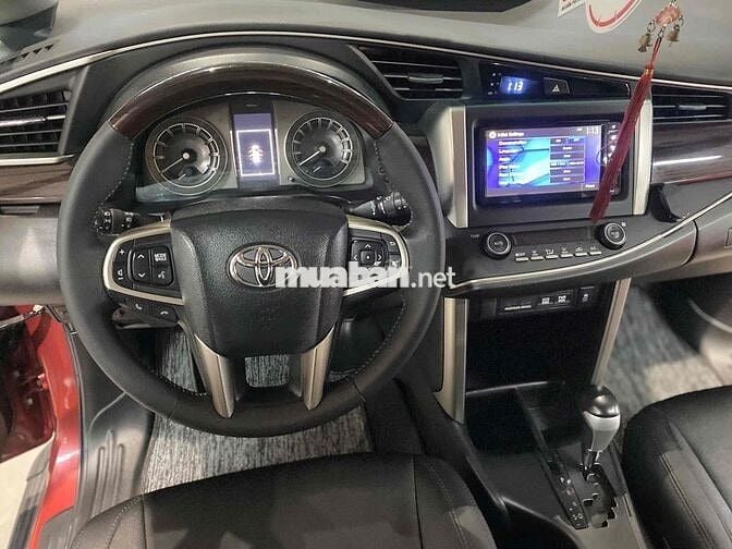 Toyota Innova 2018 Venturer odo 5.8v cực đẹp