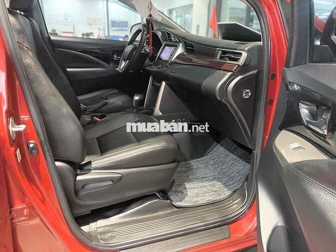 Toyota Innova 2018 Venturer odo 5.8v cực đẹp