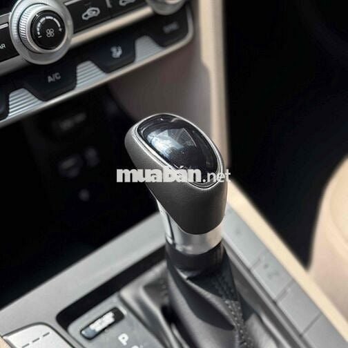 Hyundai Elantra 2021 2.0 AT - 7000 km